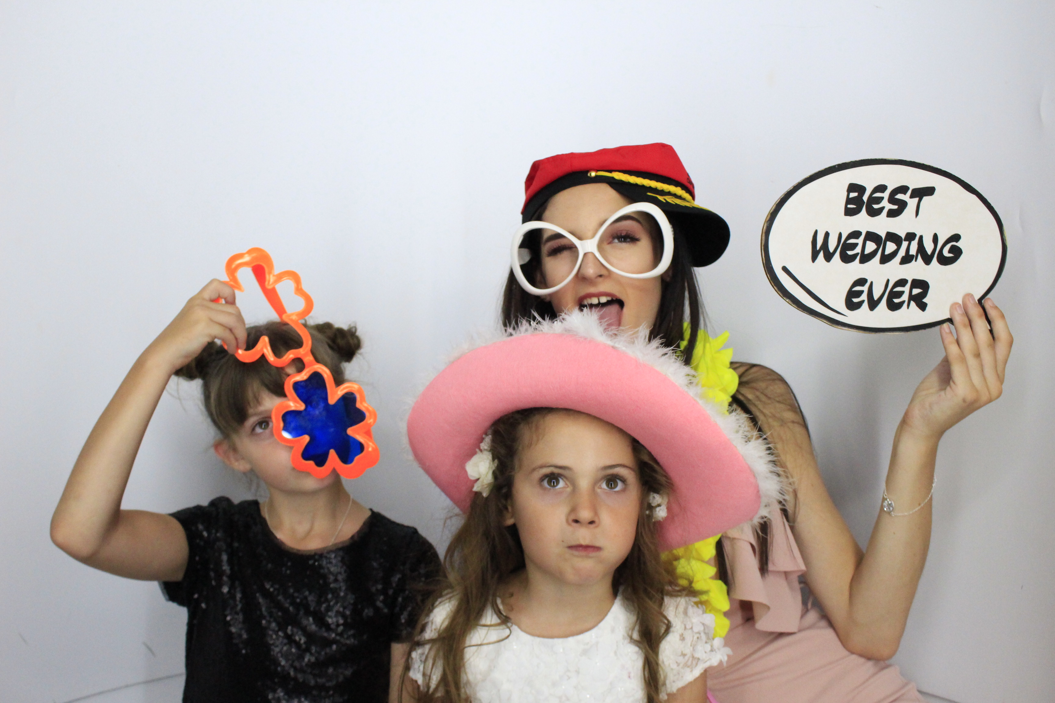 Matthew and Bethany’s Wedding | View more photos from the event at gallery.myphotoboothexperience.co.uk/u/MyPhotoBoothExperienceLtd/Matthew-and-Bethany’s-Wedding